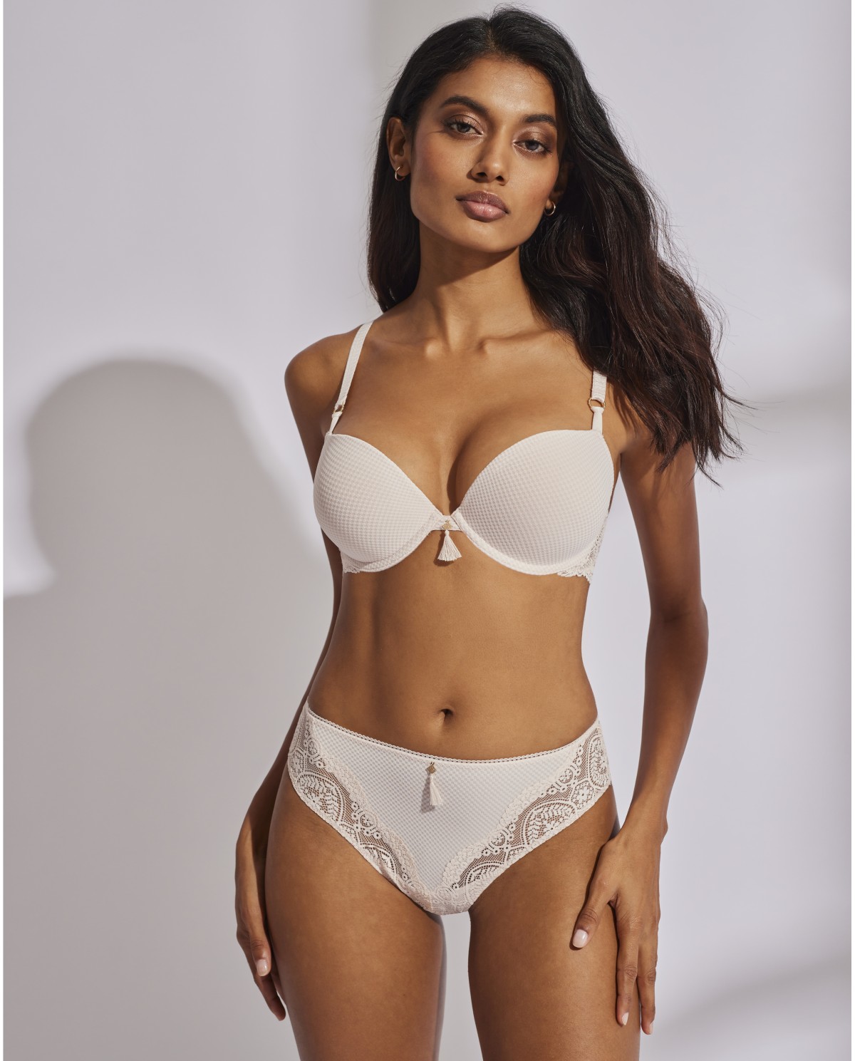 DOUBLE PADDED SUPERBRA