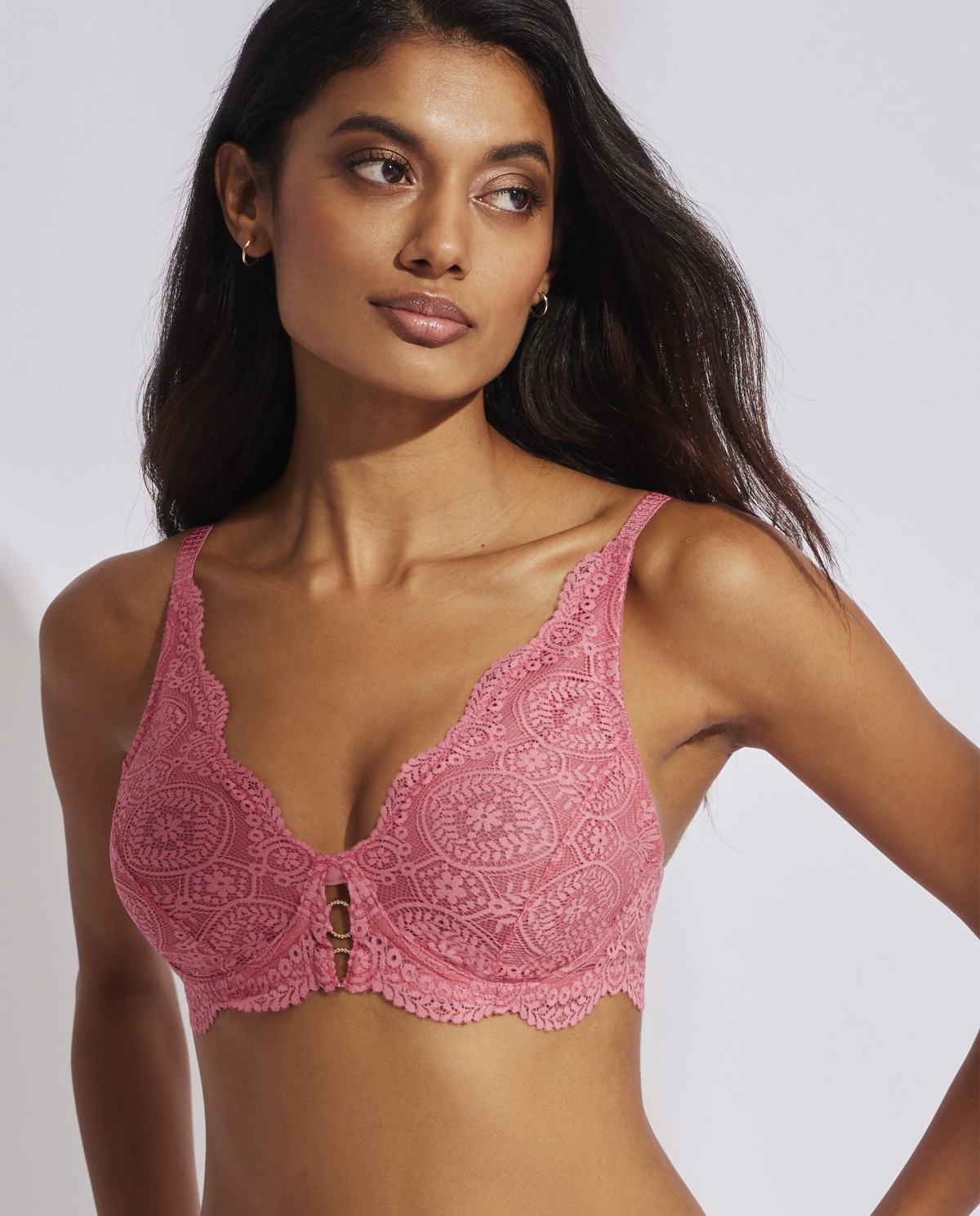 TRIANGULAR BRA WITHOUT WIRING