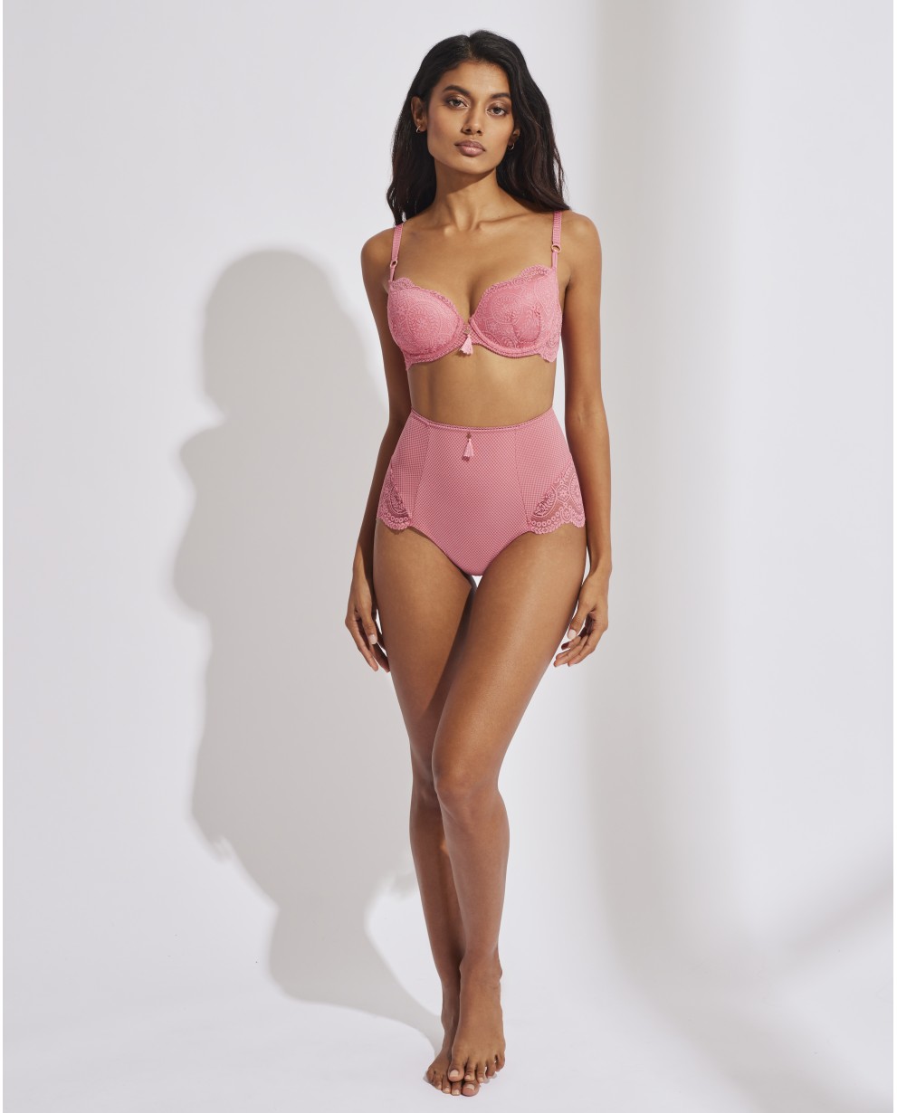 ESSENTIAL MOULDED BRA