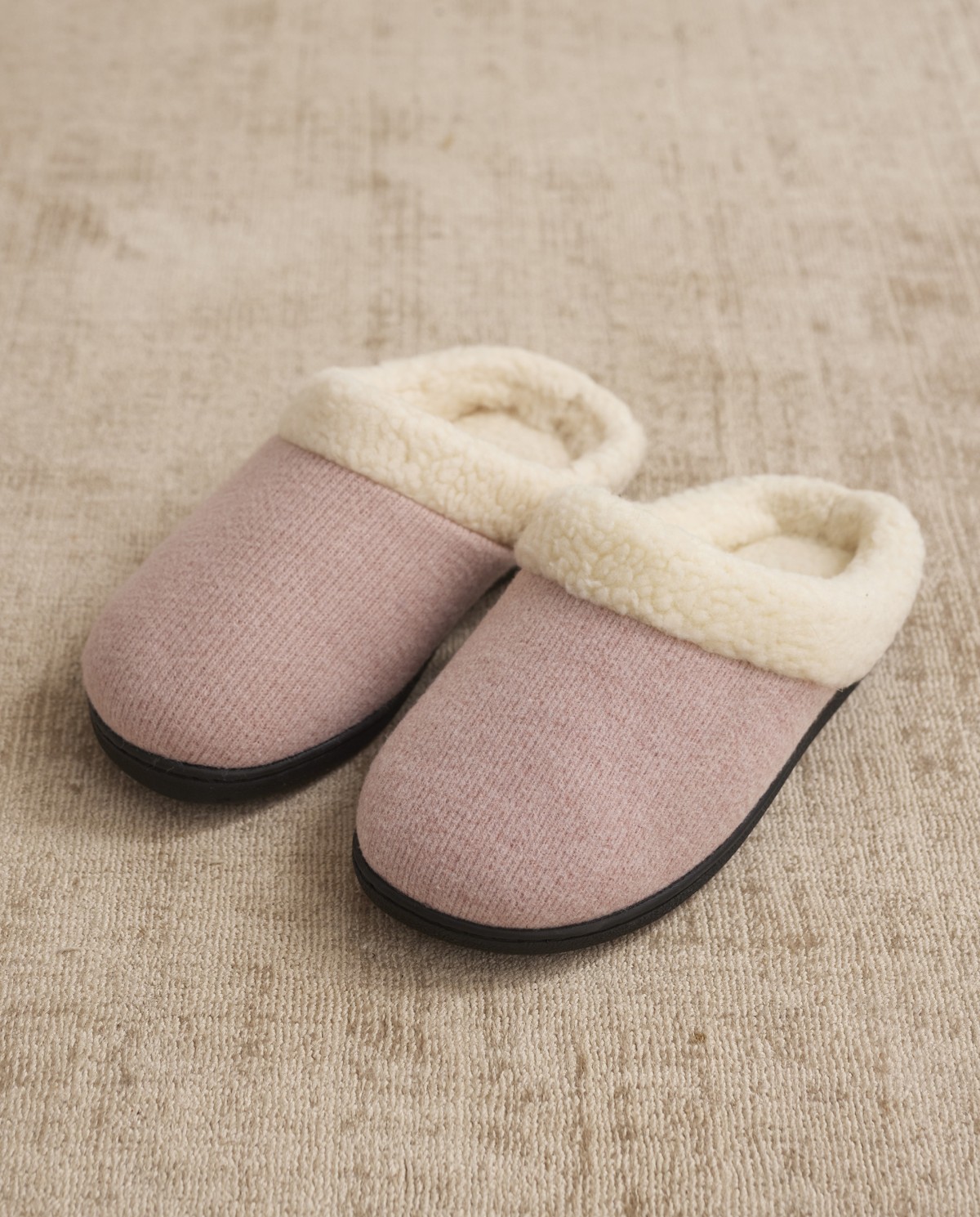 WOMEN'S SLIPPERS WITHOUT HEEL
