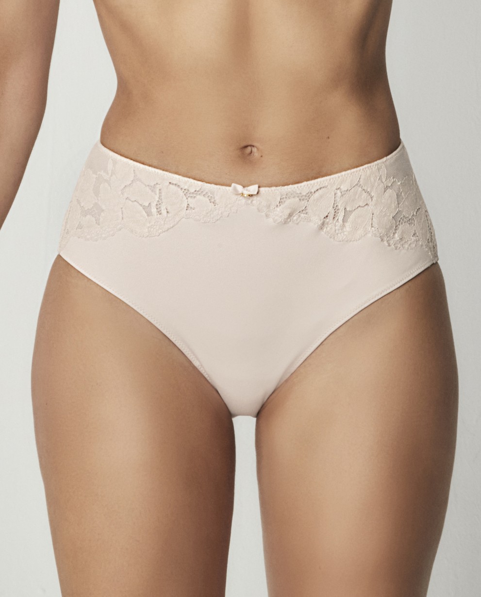 CUECA ALTA CLÁSSICA COM RENDA