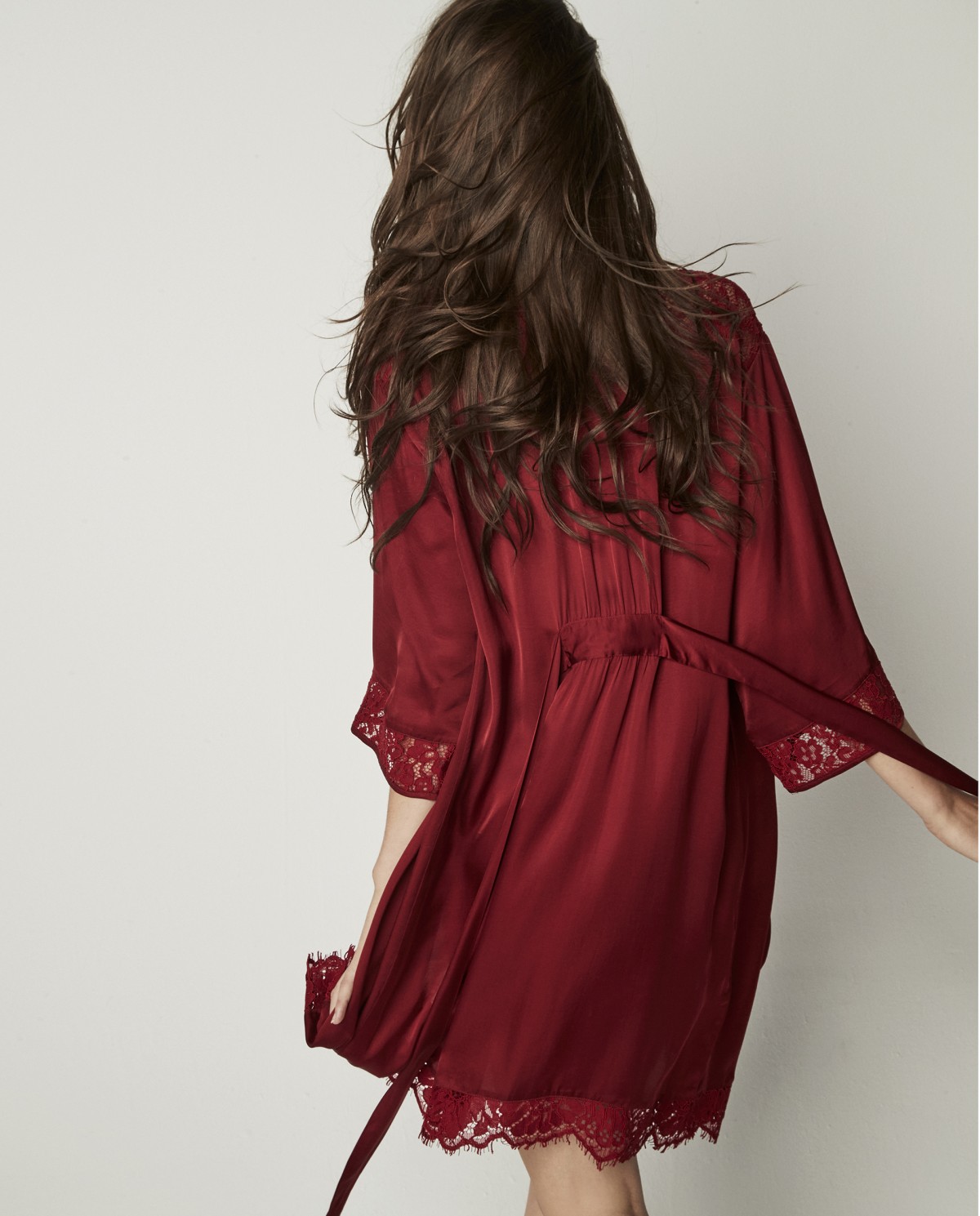 SHORT LINGERIE ROBE FRENCH SLEEVE