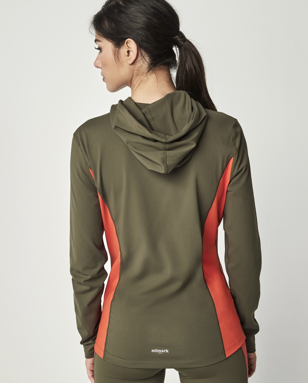 CHAQUETA DEPORTIVA CON CAPUCHA BY PILAR RUBIO