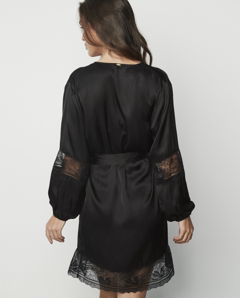 ROUPAO LINGERIE CURTO