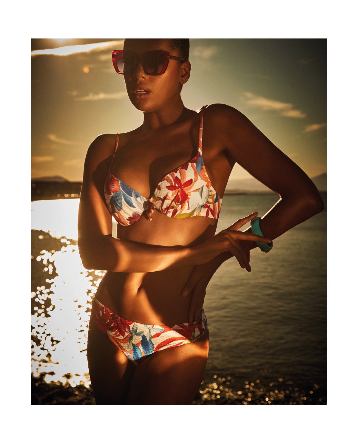 TOP BIKINI MODELLANTE