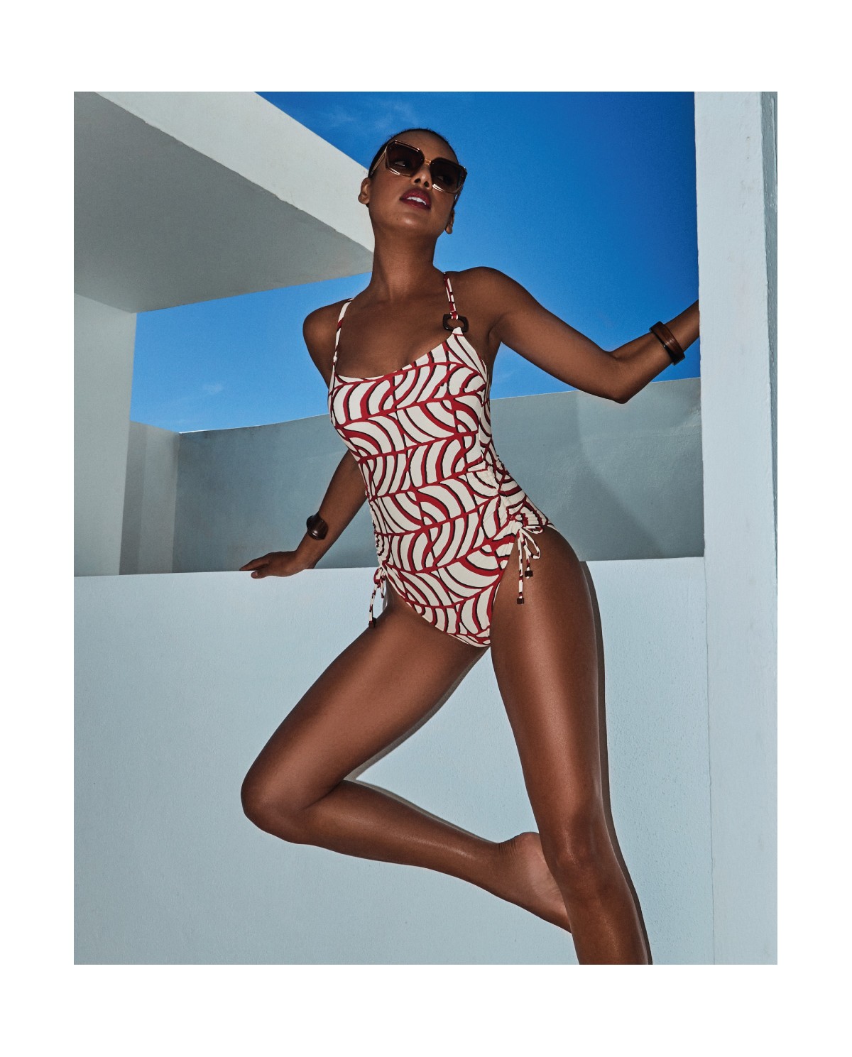 COSTUME DA BAGNO MODELLANTE CON SCHIUMA