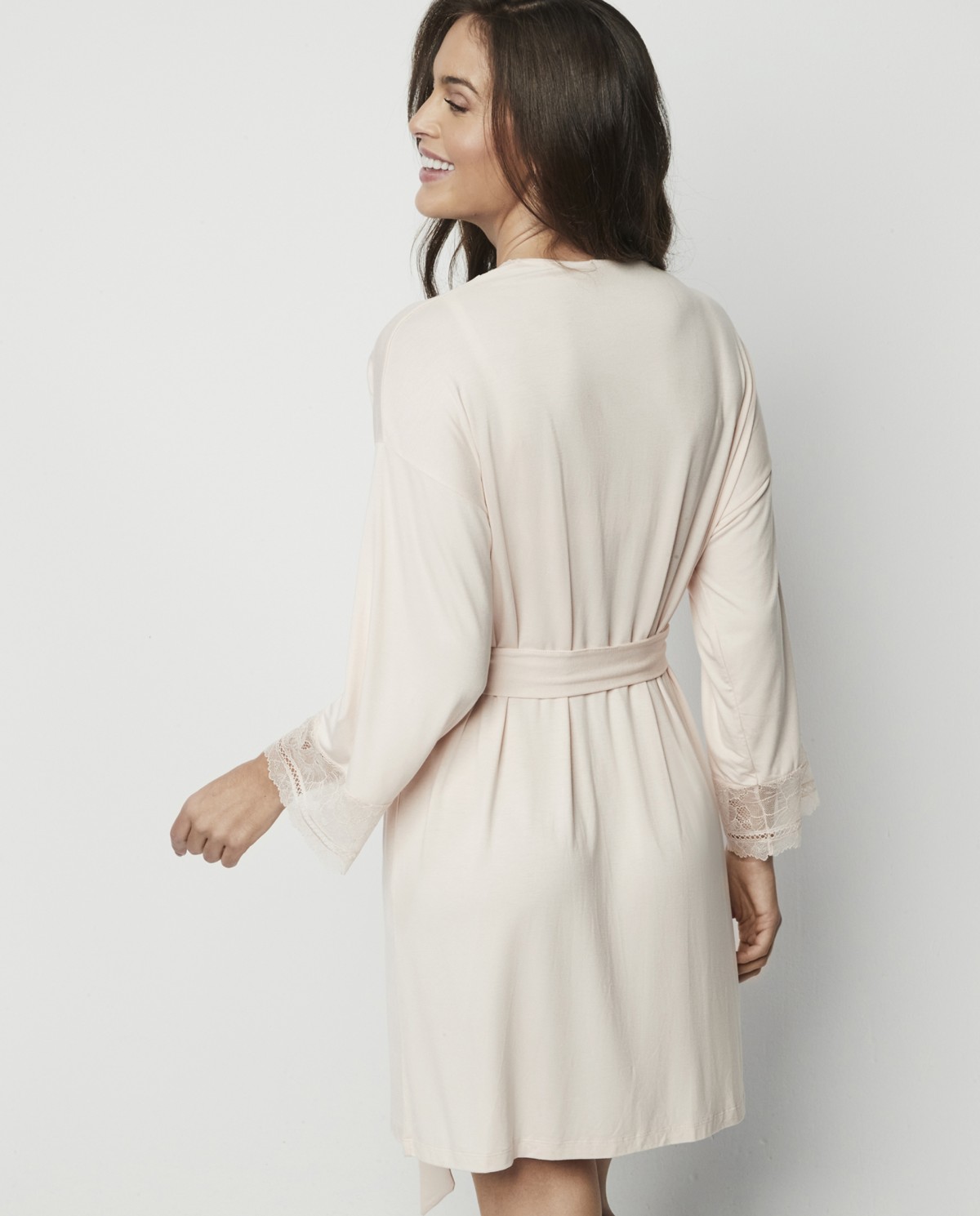 CROSSED ROBE