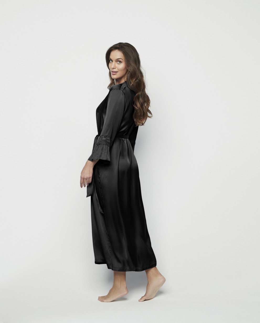 ROUPAO LINGERIE LONGO