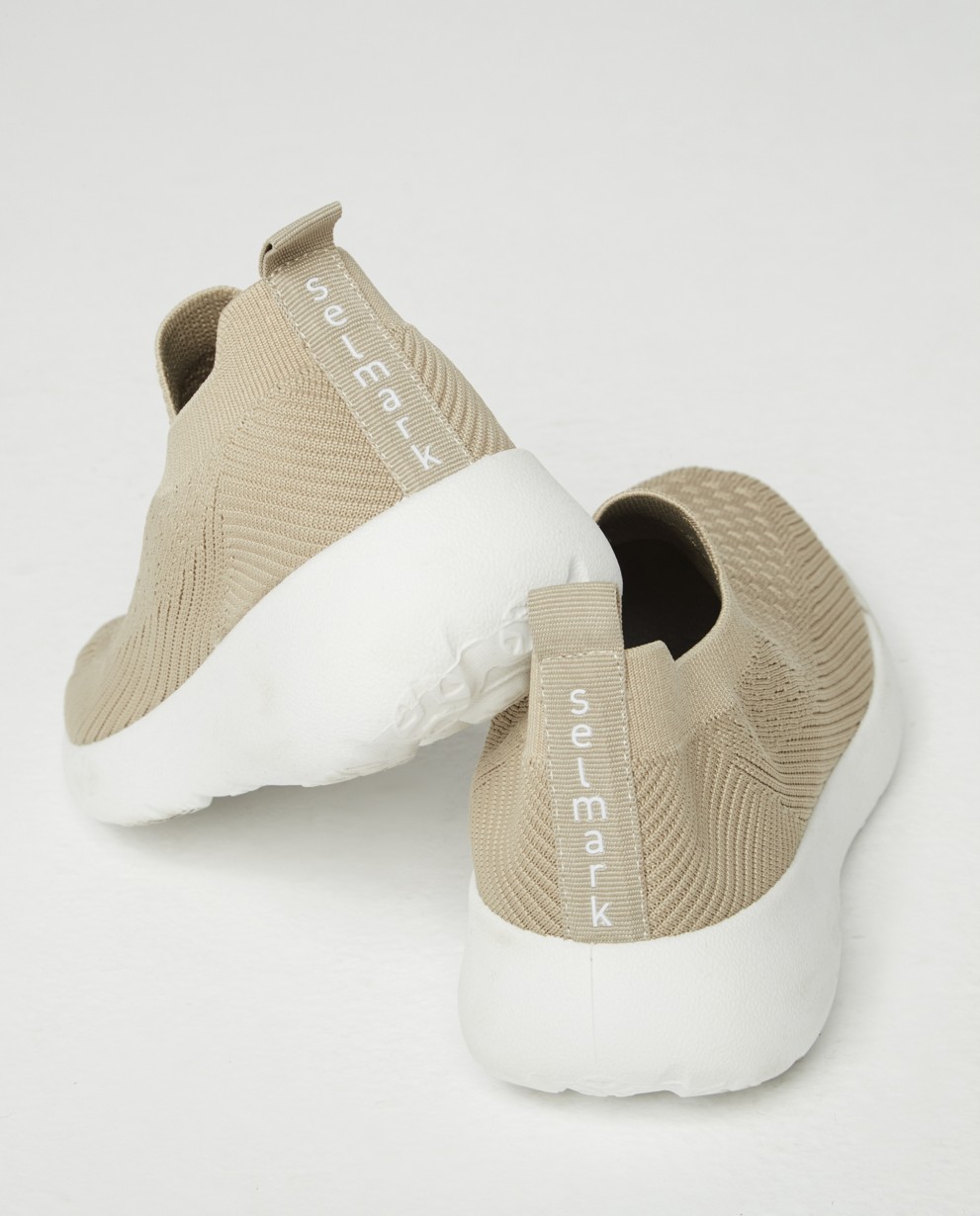 SPORTS SHOES BY PILAR RUBIO