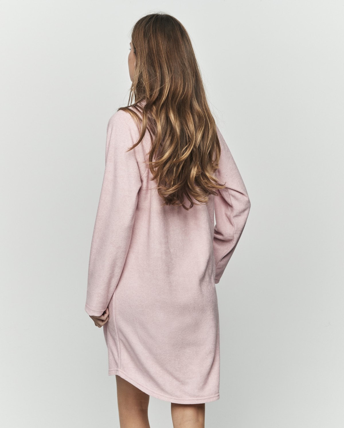 LONG SLEEVE NIGHTGOWN