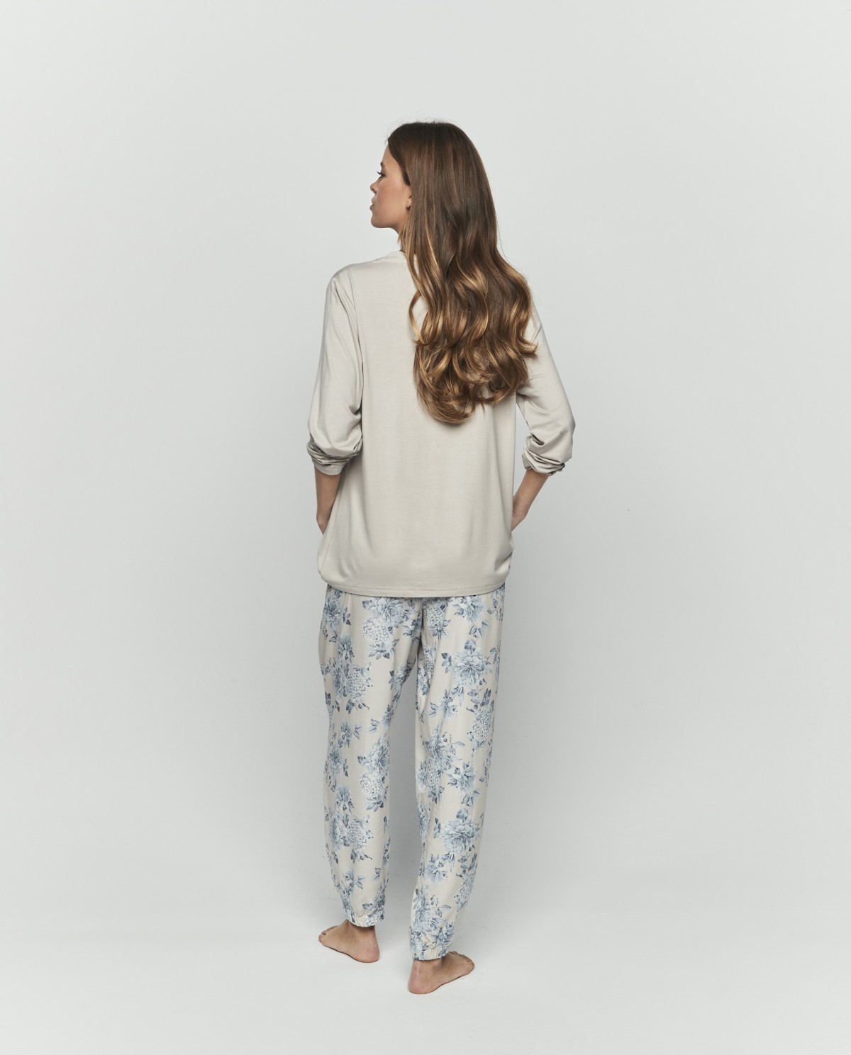 PIJAMAS DE MULHER CAMISETA