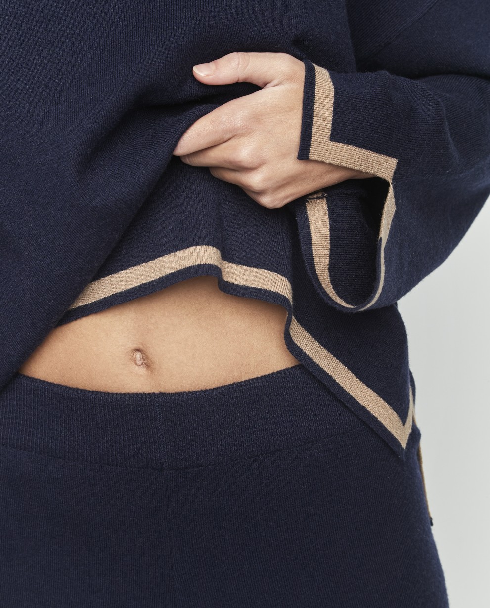 COMPLETO IN MAGLIA GIROCOLLO