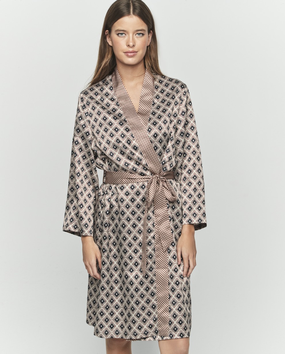 CROSSED DRESSING GROWN