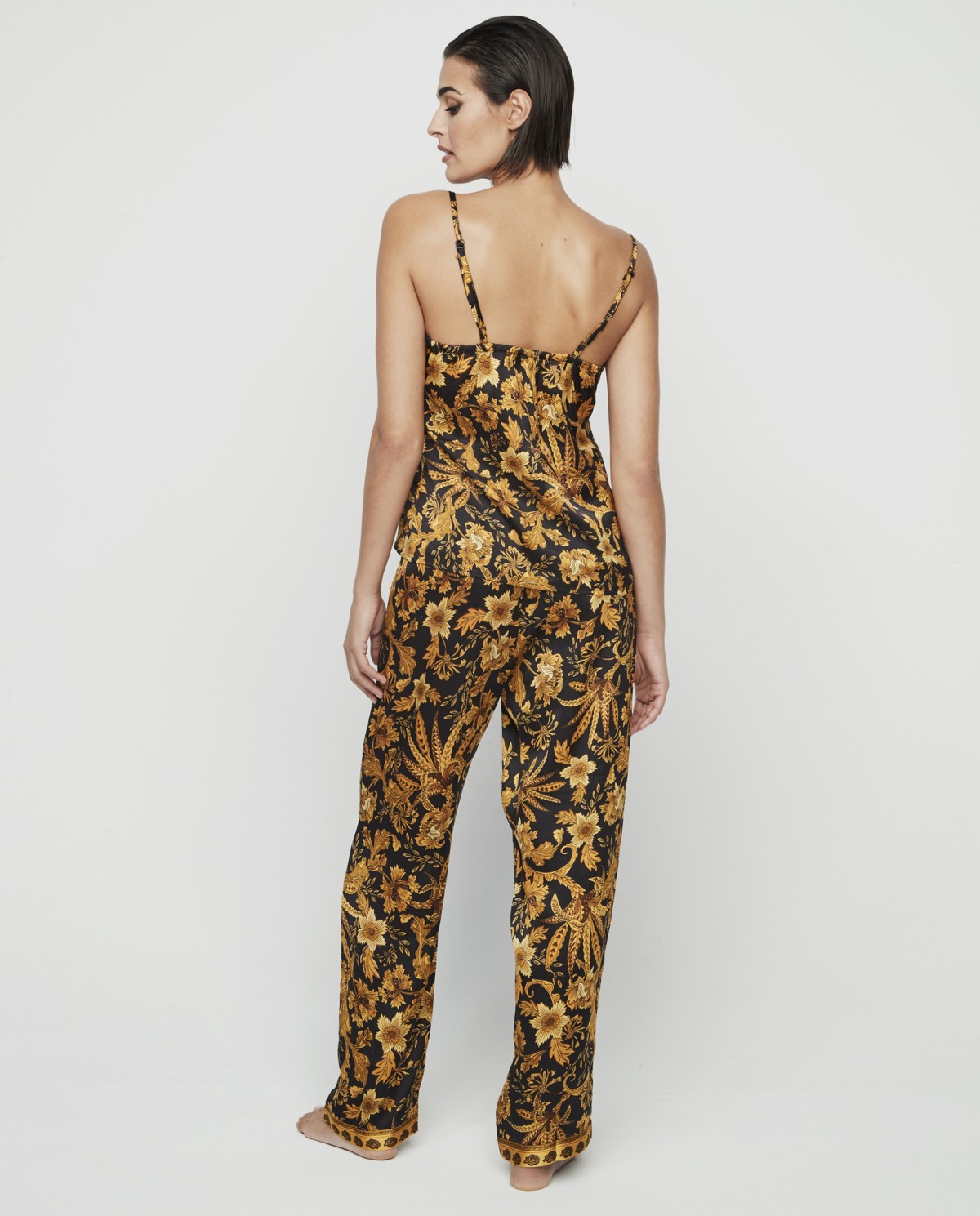 PIJAMA MUJER LENCERO