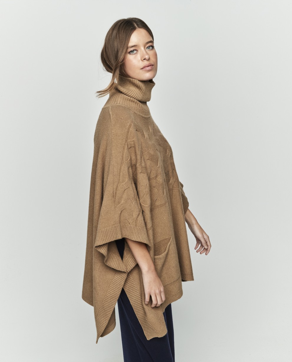 PONCHO