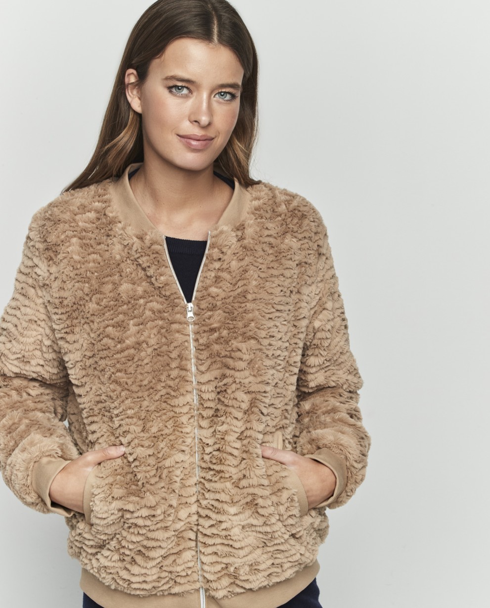 SHORT ZIP JACKET