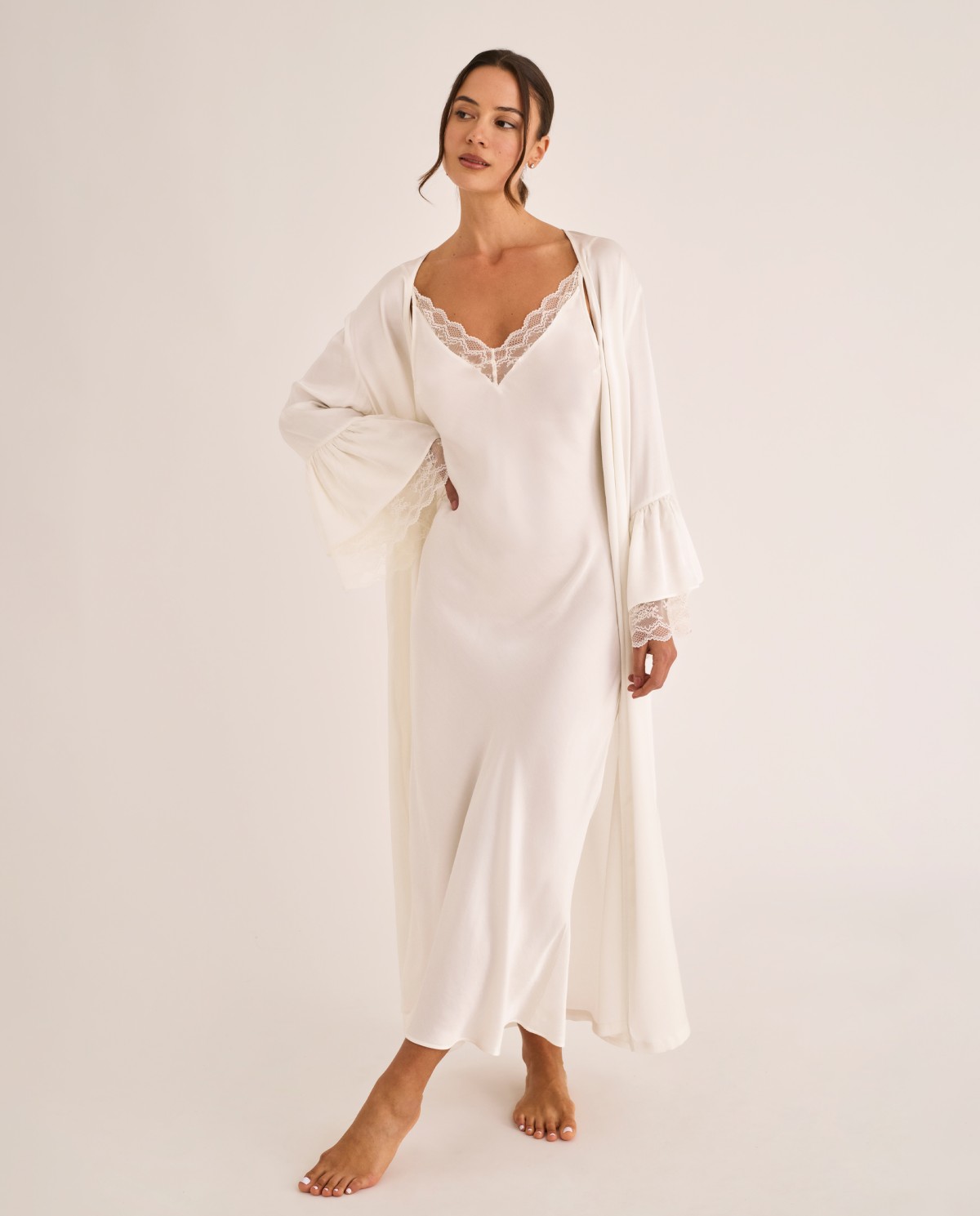 ROBE