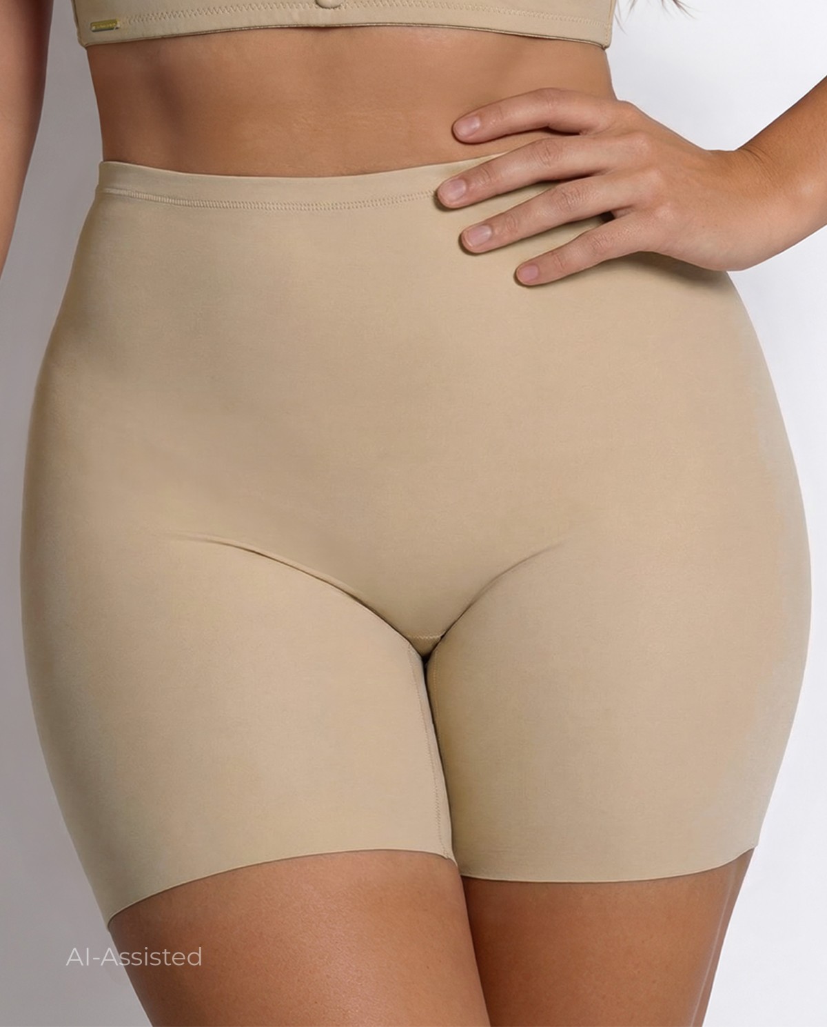 PANTALONI CORTI CON CINTURA