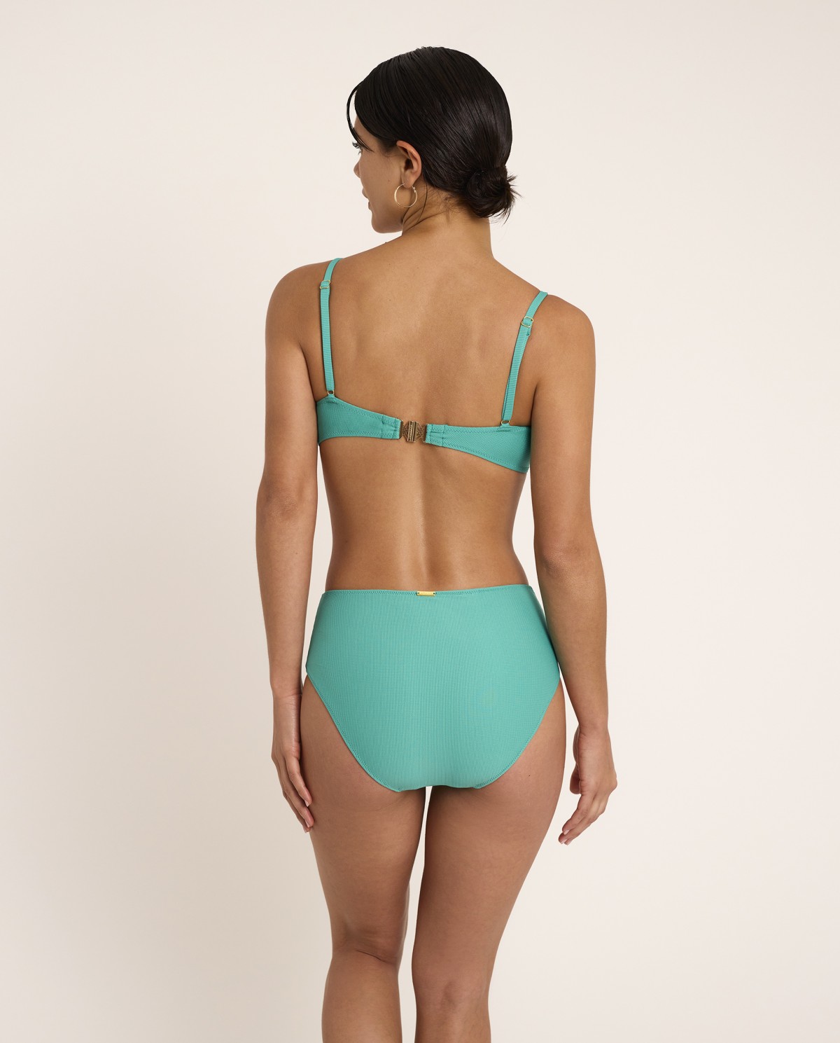 CAPACITÀ BIKINI TOP