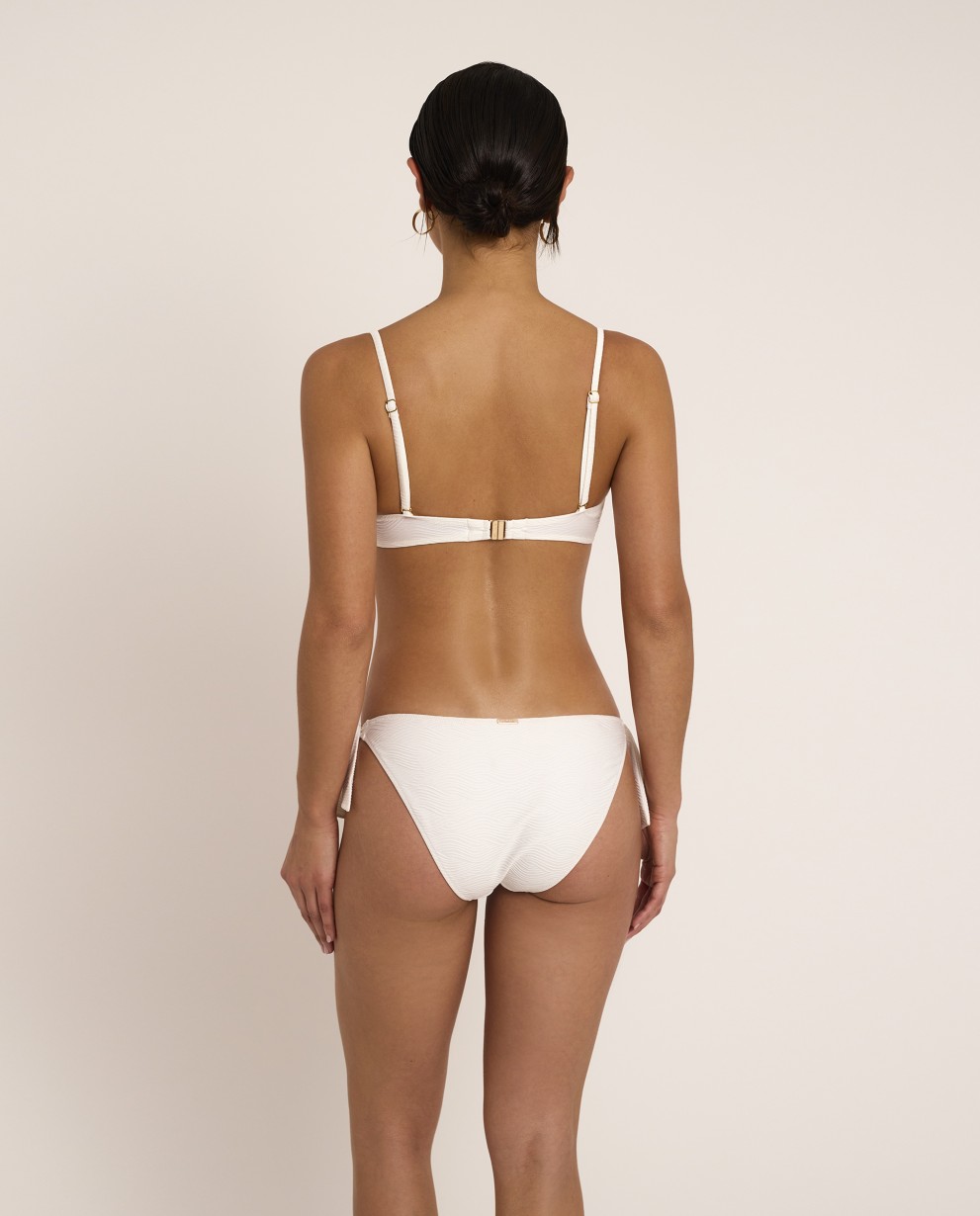 TOP BIKINI MODELLANTE