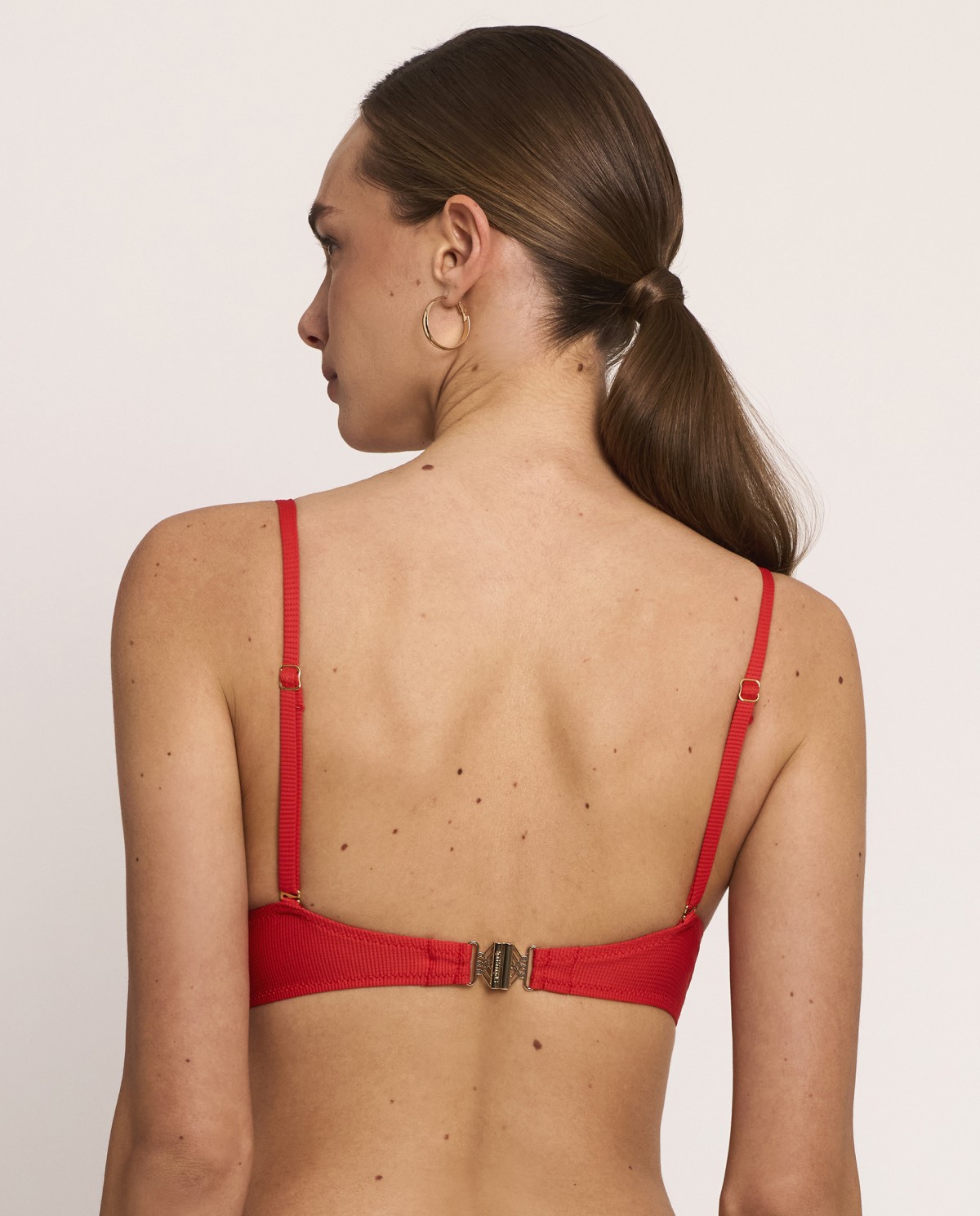 TOP BIKINI CON SCOLLATURA PROFONDA