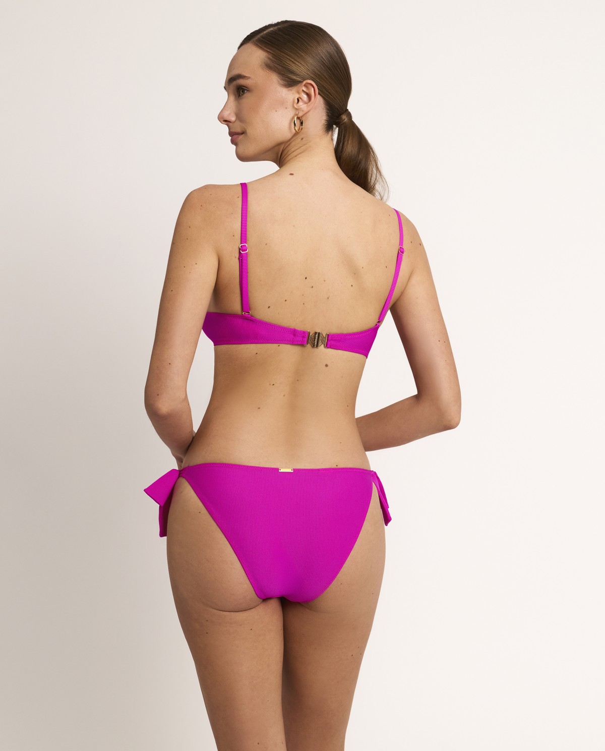 TOP BIKINI ESCOTE PROFUNDO