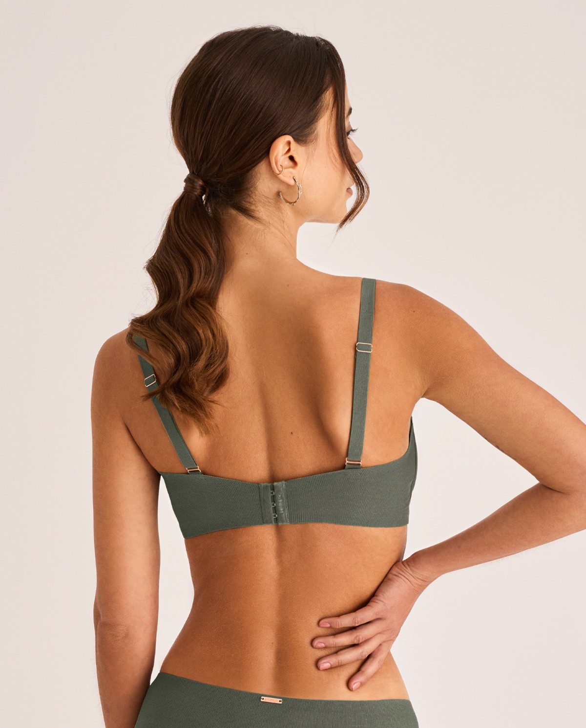 REGGISENO SENZA FERMAGLI 24 ORE