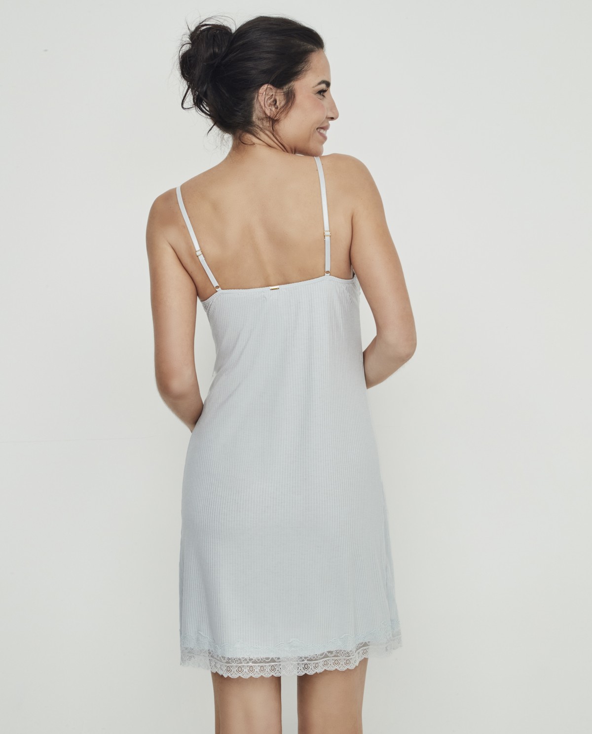 SHORT RIBBED NIGHTGOWN WITH CUP