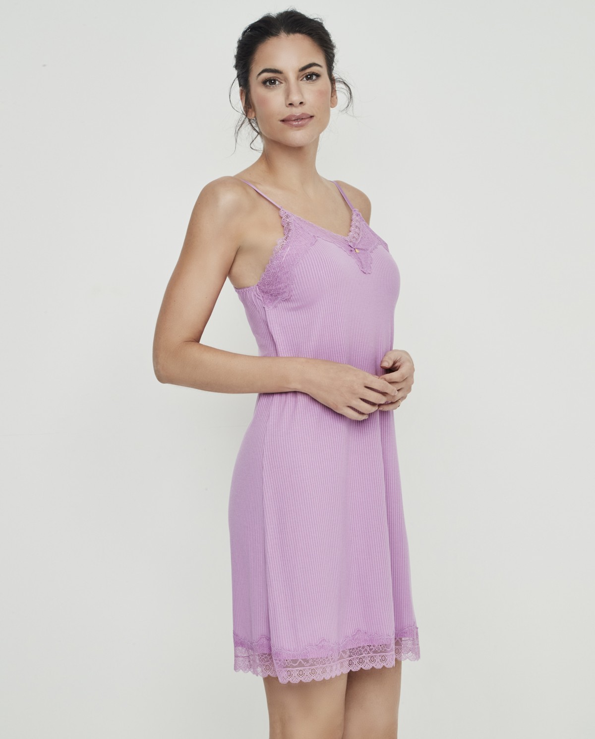 SHORT RIBBED NIGHTGOWN WITH CUP