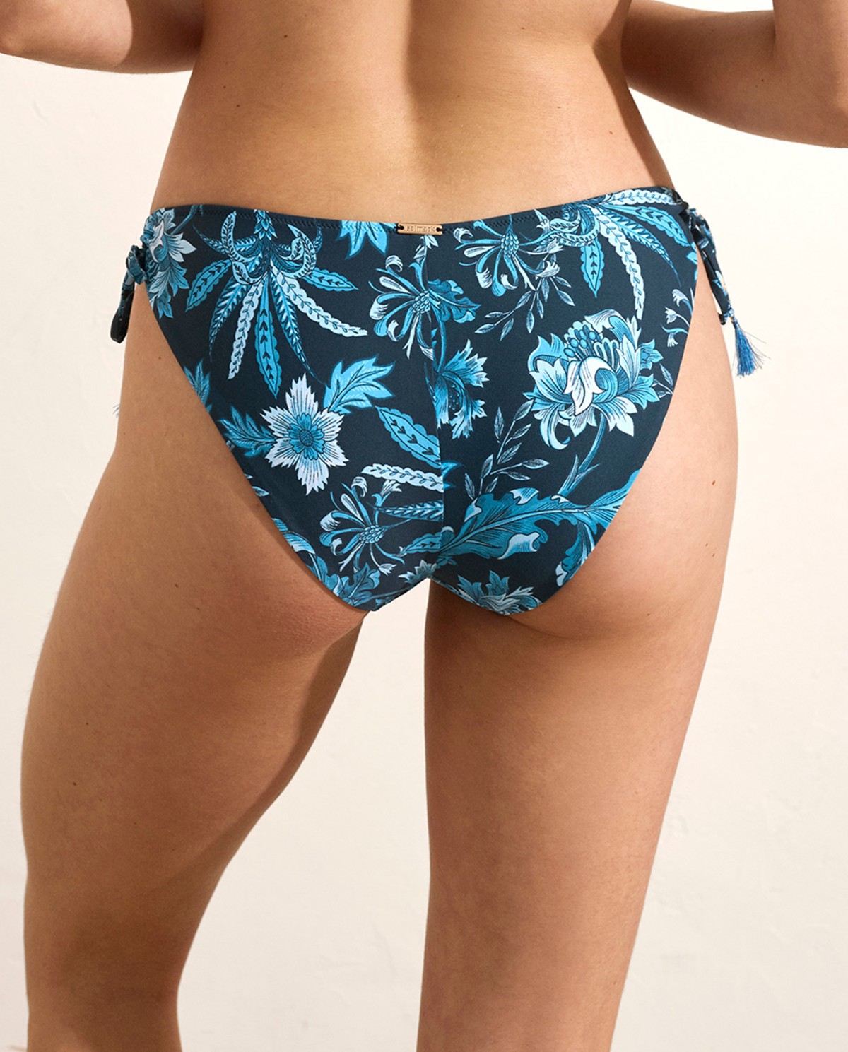 LOW WAIST BIKINI BOTTOM