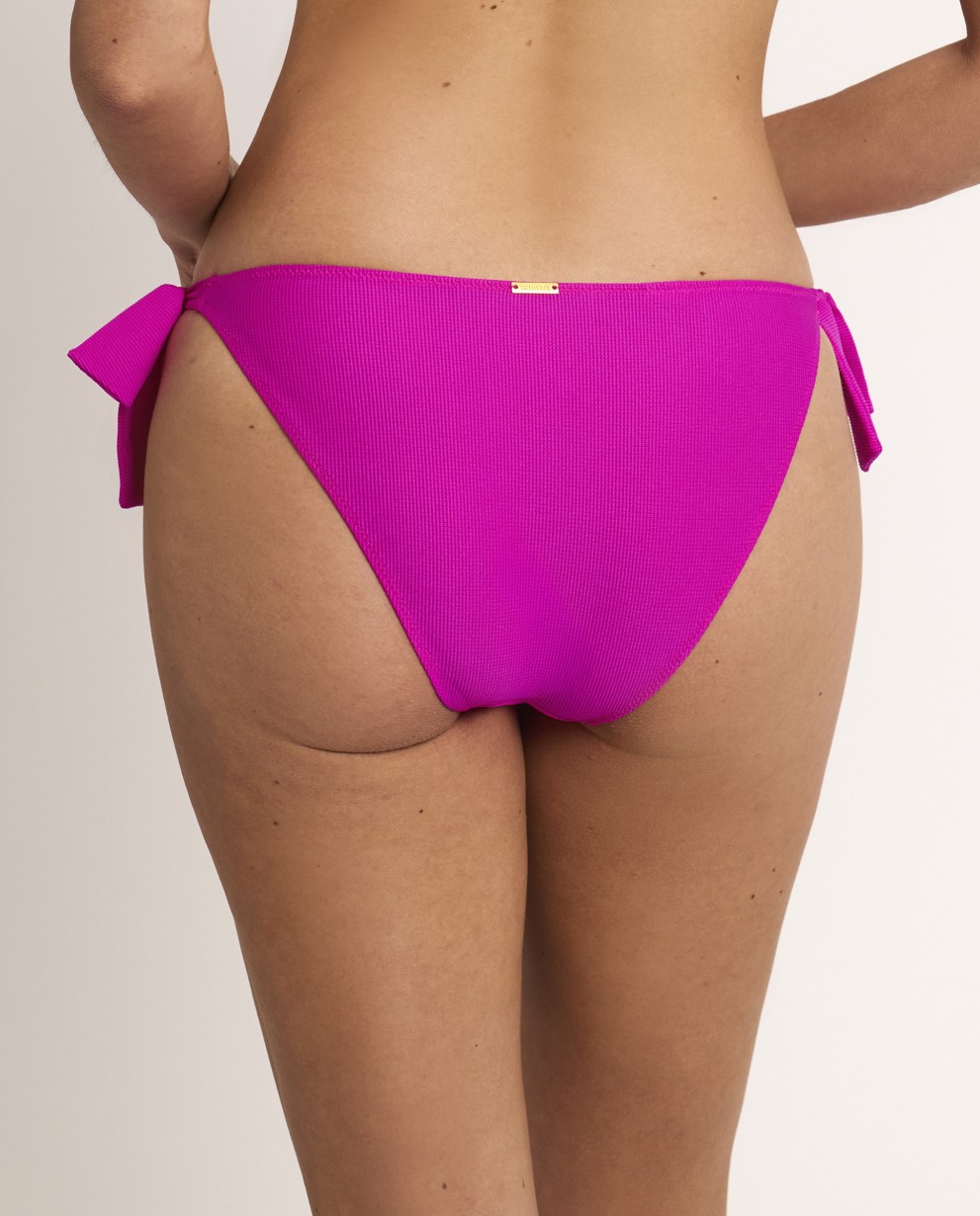 LOW WAIST BIKINI BOTTOM