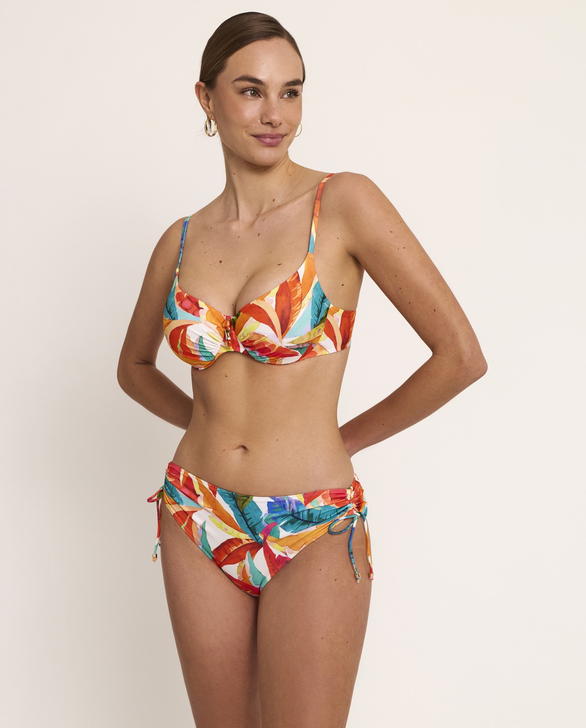 CAPACITÀ BIKINI TOP