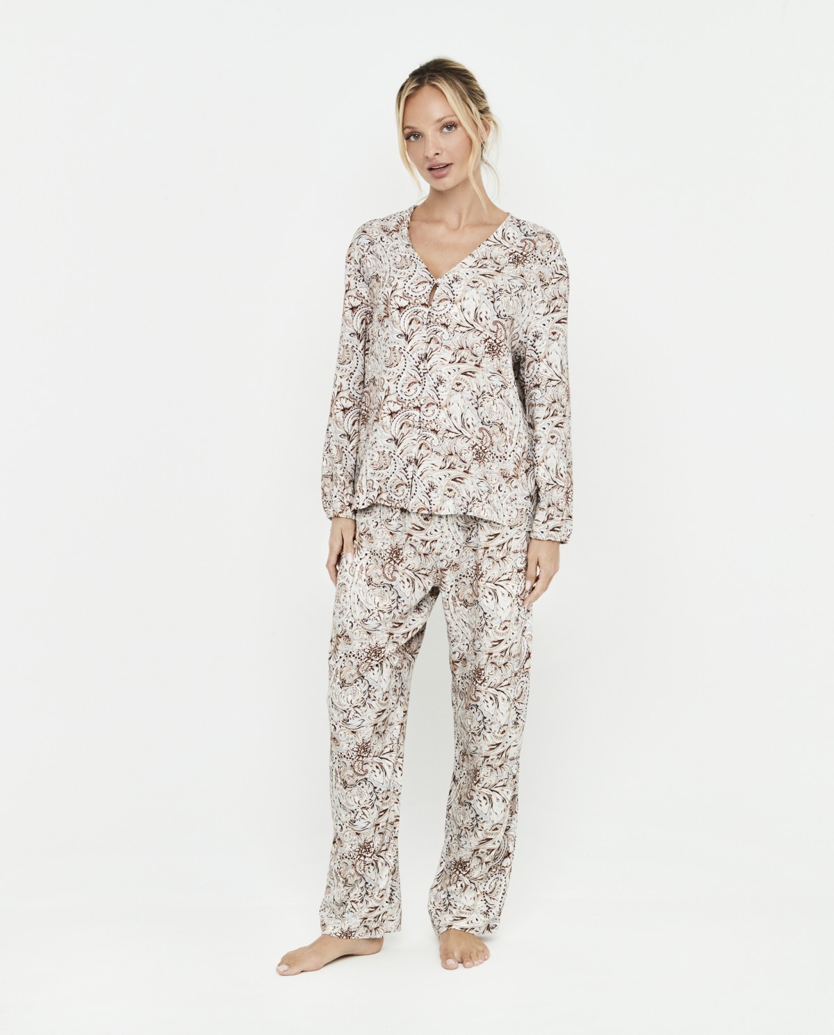 PIJAMA DE MULHER TIPO CAMISEIRO