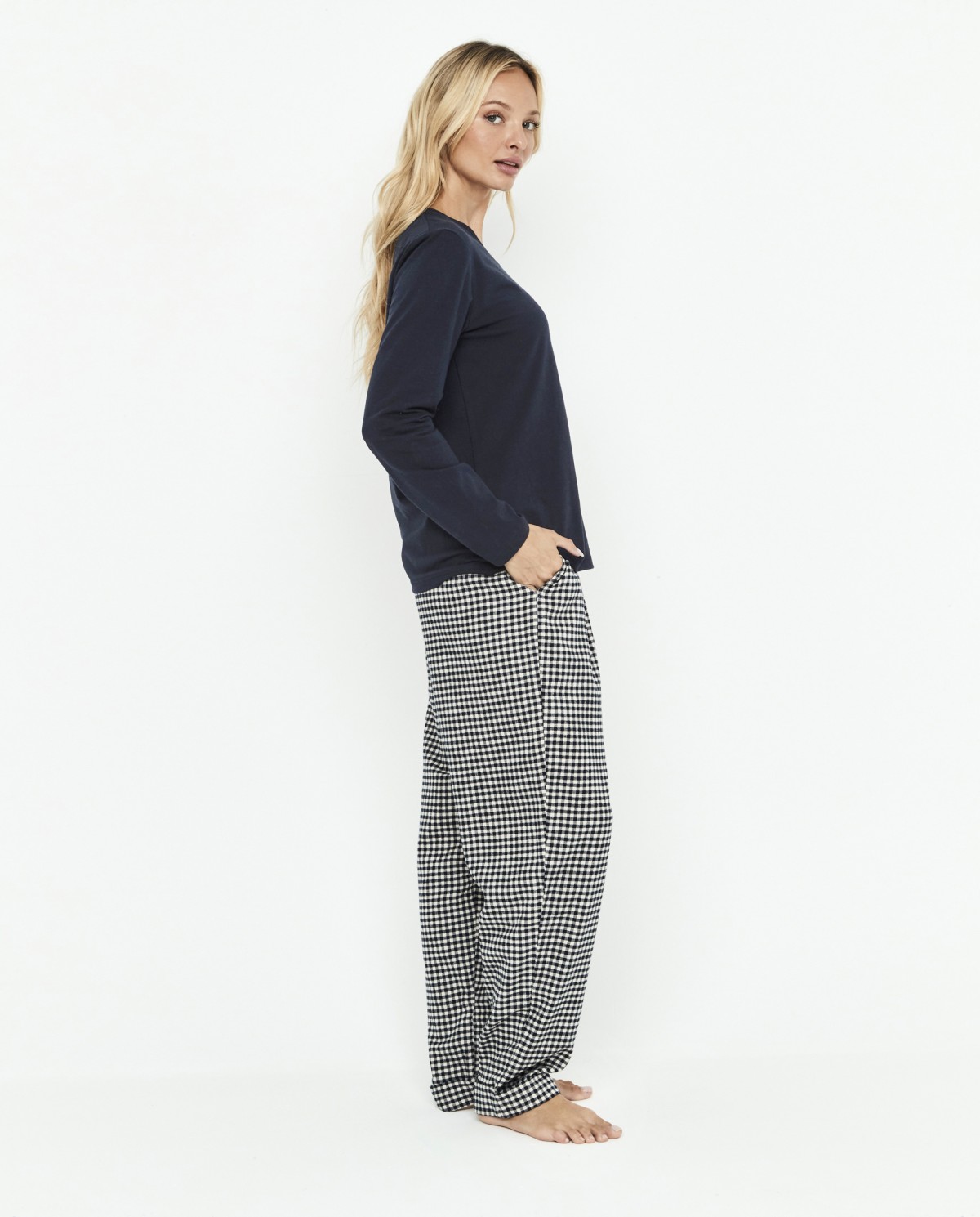 PIJAMA DE DUAS PEÇAS COM T-SHIRT