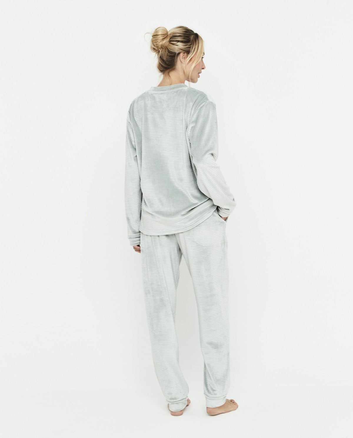 WOMEN'S PYJAMAS